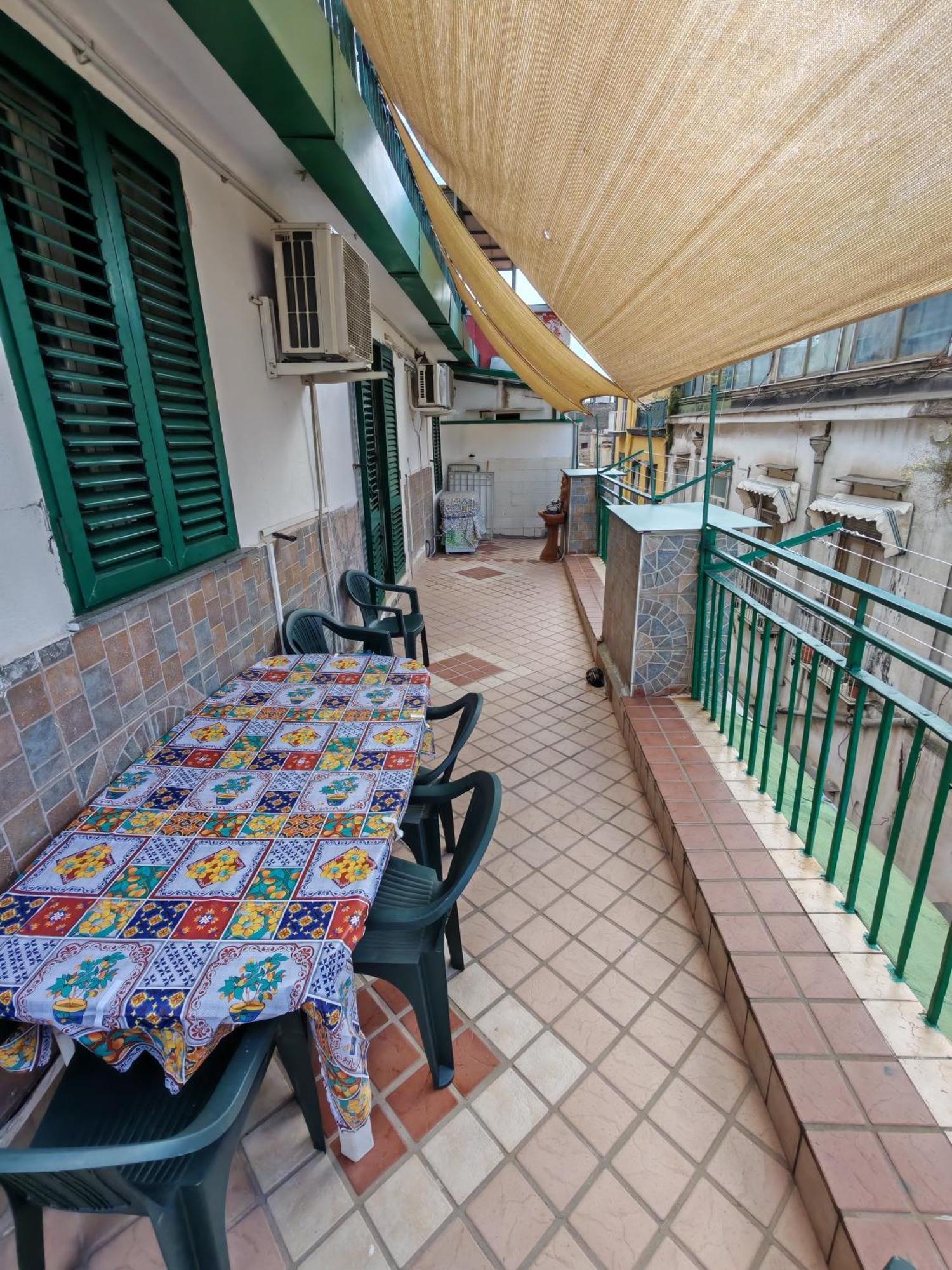 Spaccanapoli House Екстер'єр фото